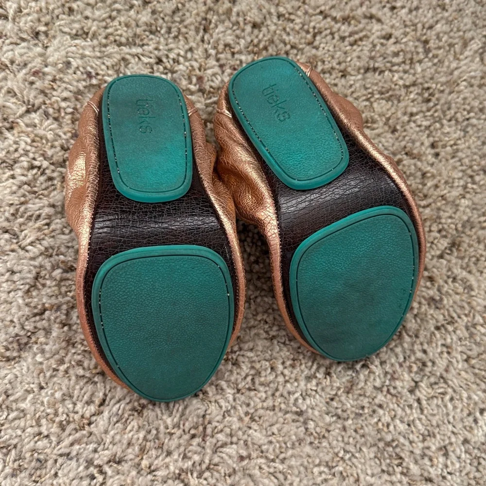 Tieks Women's Rose Gold Glam Metallic Copper Ballet Flats - Picture 8 of 15